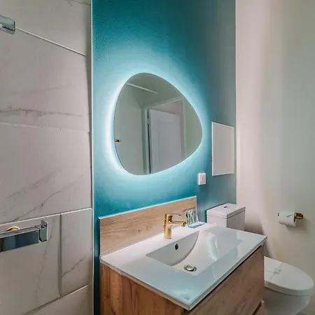 Guest House 3* Montévrain