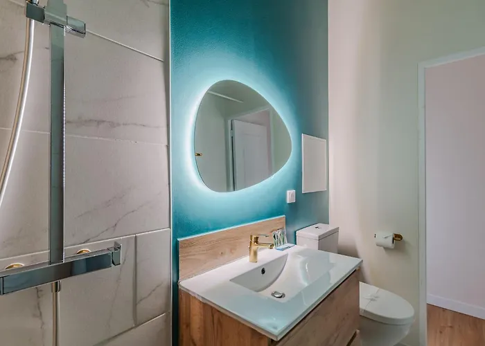 Guest House 3* Montévrain